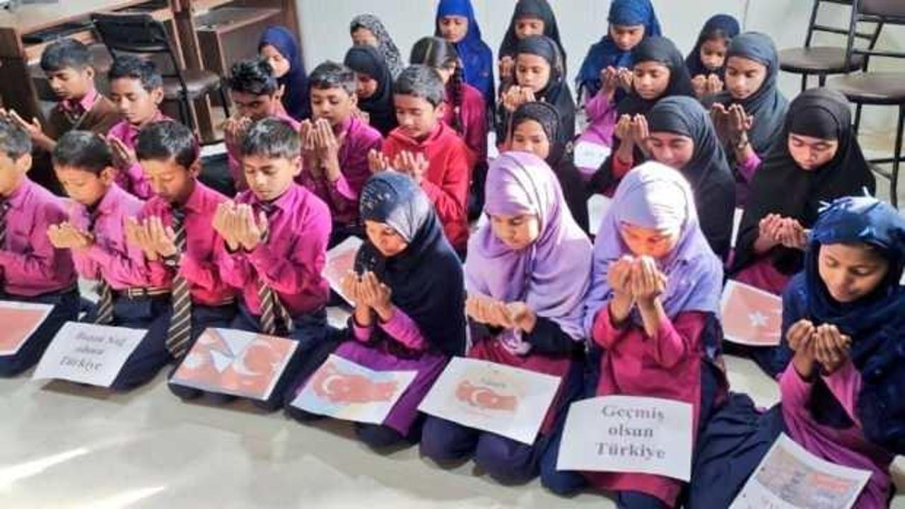 Nepalli miniklerden Türkiye'deki depremzedeler için dua