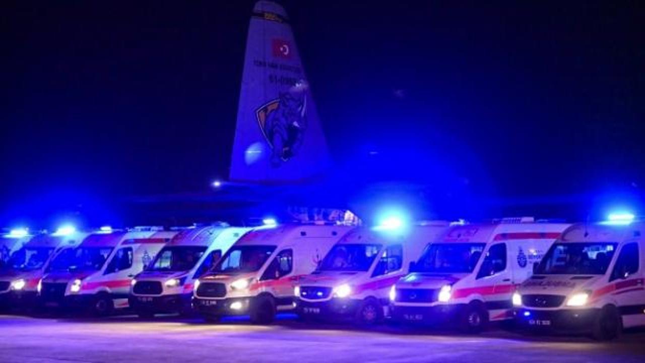 İstanbul'a TSK'nın kargo uçağıyla 38 yaralı depremzede sevk edildi