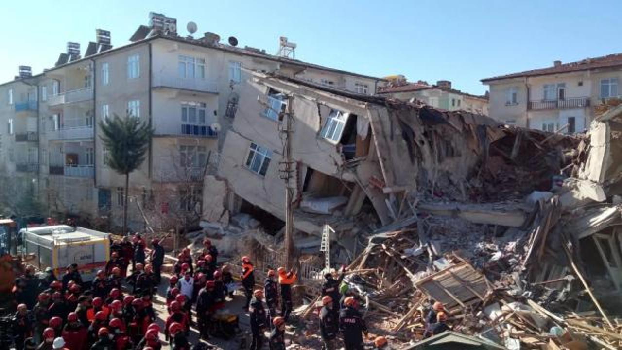 Deprem bölgesinde 20 bin 700 kişilik TYP istihdamı