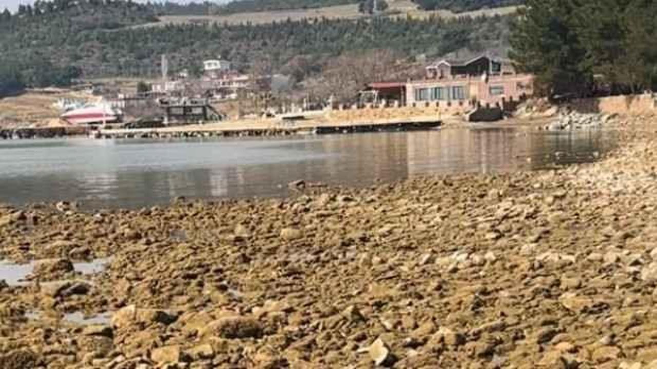 Saros K&ouml;rfezi&rsquo;nde deniz suyu metrelerce &ccedil;ekildi