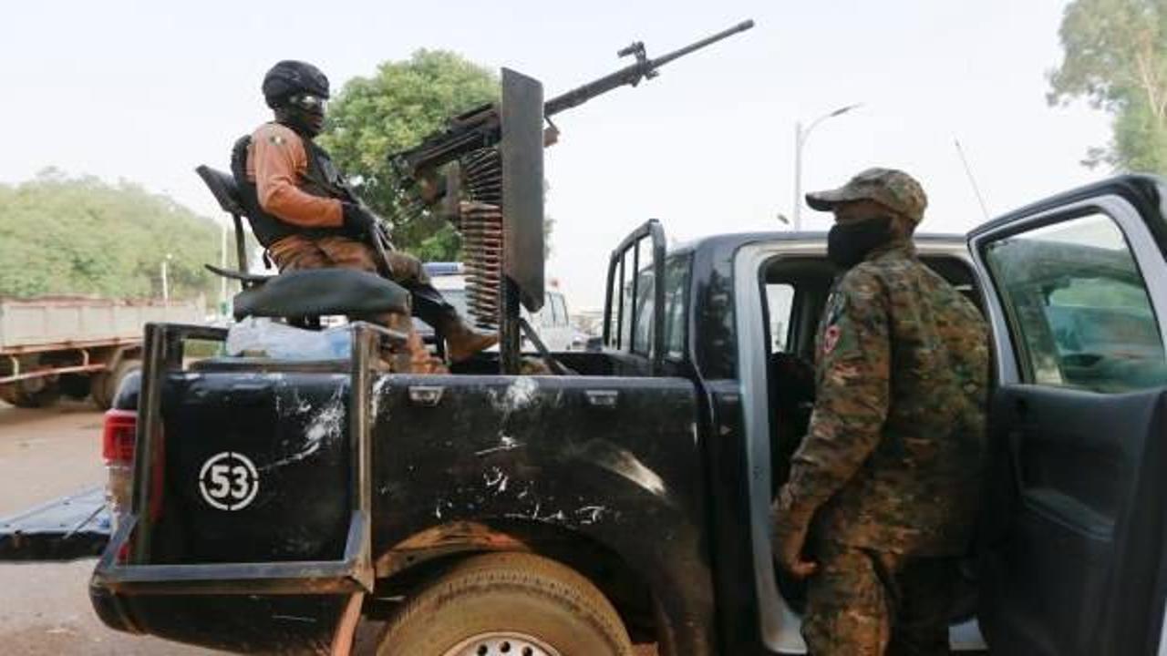 Nijerya'da silahlı çetelerin rehin aldığı 14 kişi kurtarıldı