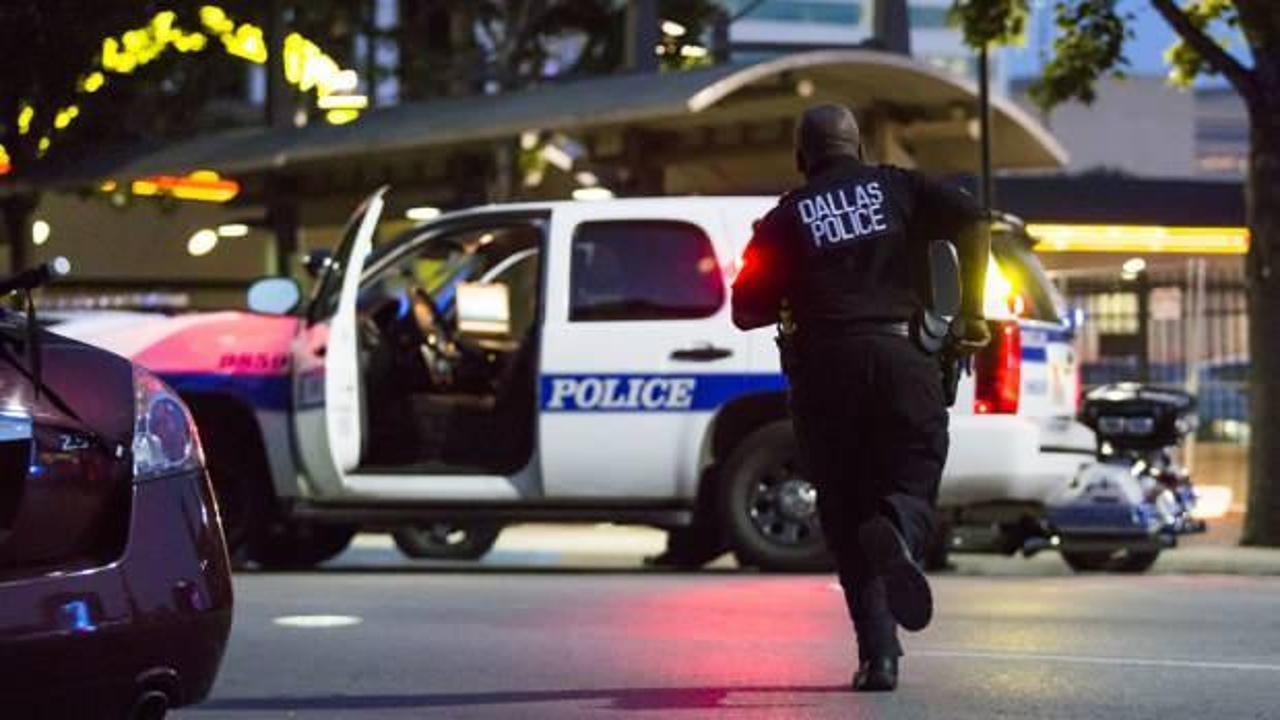 ABD'nin Dallas kentindeki silahlı saldırı: 4 ölü