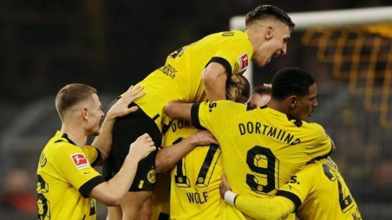 Almanya'da 7 gollü maç! Dortmund liderliğe yükseldi