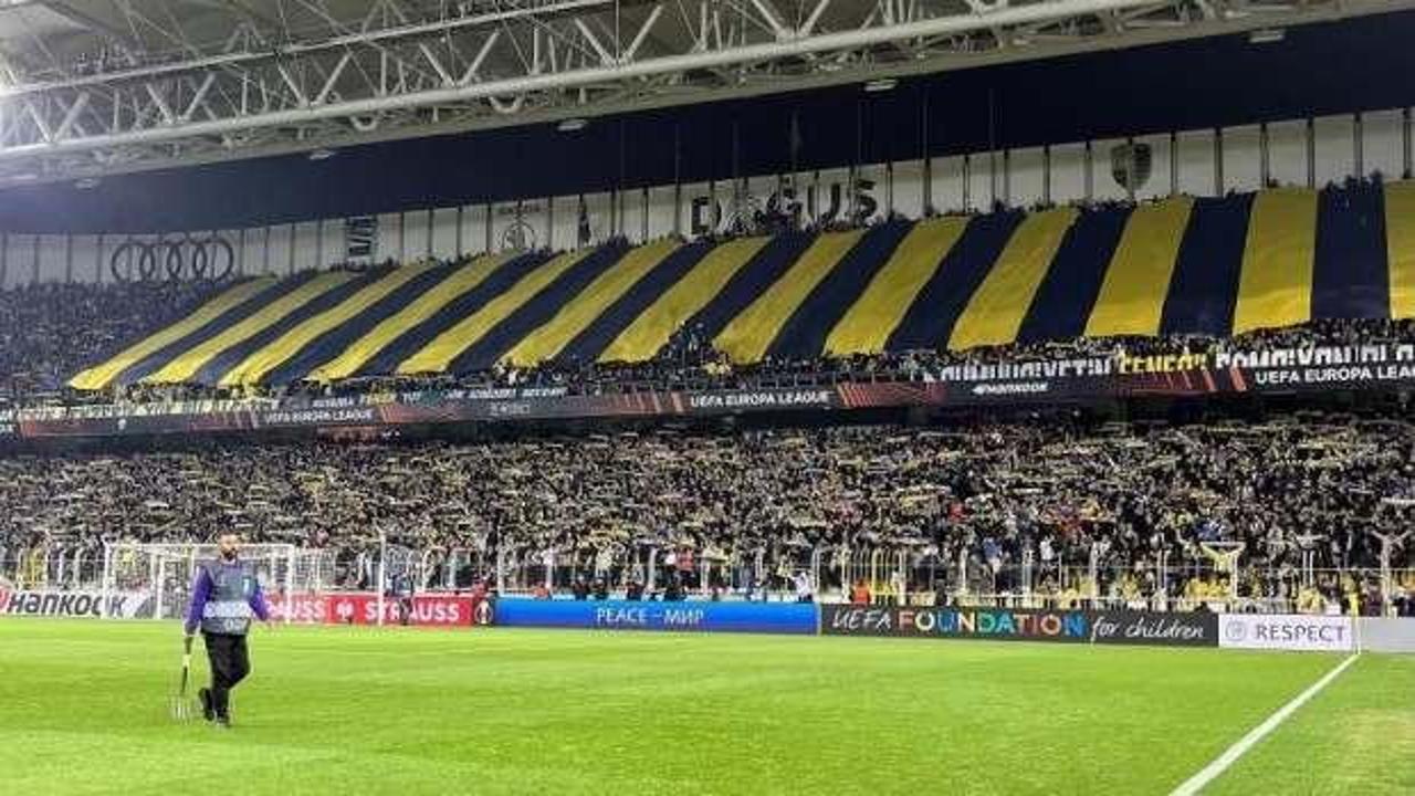 Fenerbahçeli taraftarlar, yönetimi istifaya davet etti