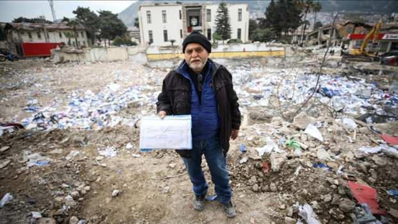 Hatay B&uuml;y&uuml;kşehir Belediyesi enkazında "evrak n&ouml;beti"