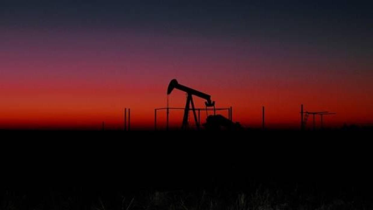 Küresel petrol talebi tahminleri yükseltildi 