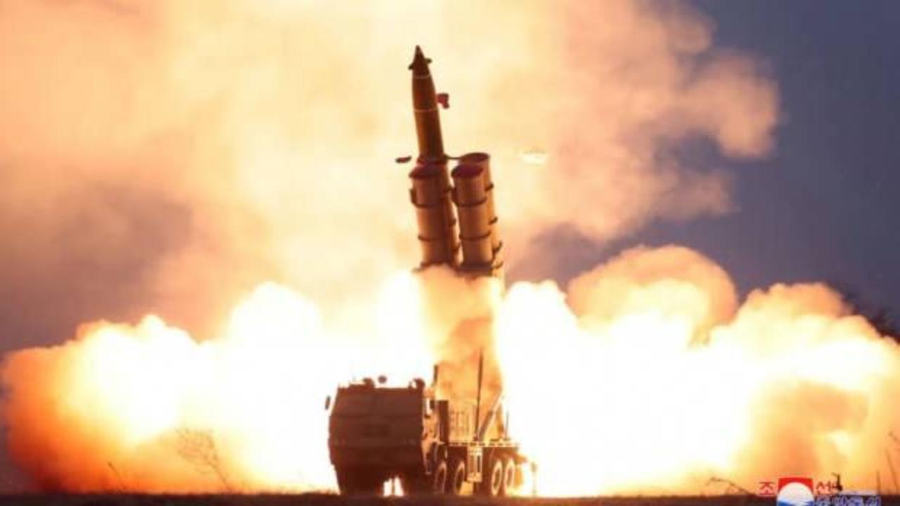 Kuzey Kore uzun menzilli balistik f&uuml;ze fırlattı