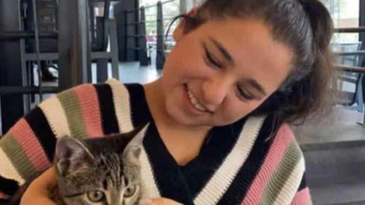 Menenjit olan liseli Ece'nin yasa boğan &ouml;l&uuml;m&uuml;