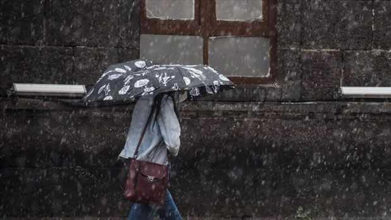 Meteoroloji'den deprem b&ouml;lgesine turuncu kodlu uyarı: T&uuml;m yurtta yağış var