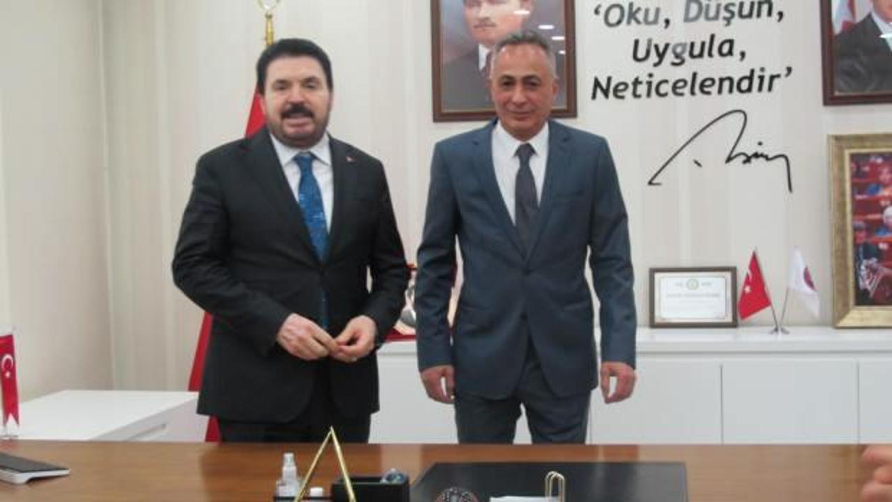 Ağrı Belediye Başkanlığına Metin Karadoğan se&ccedil;ildi