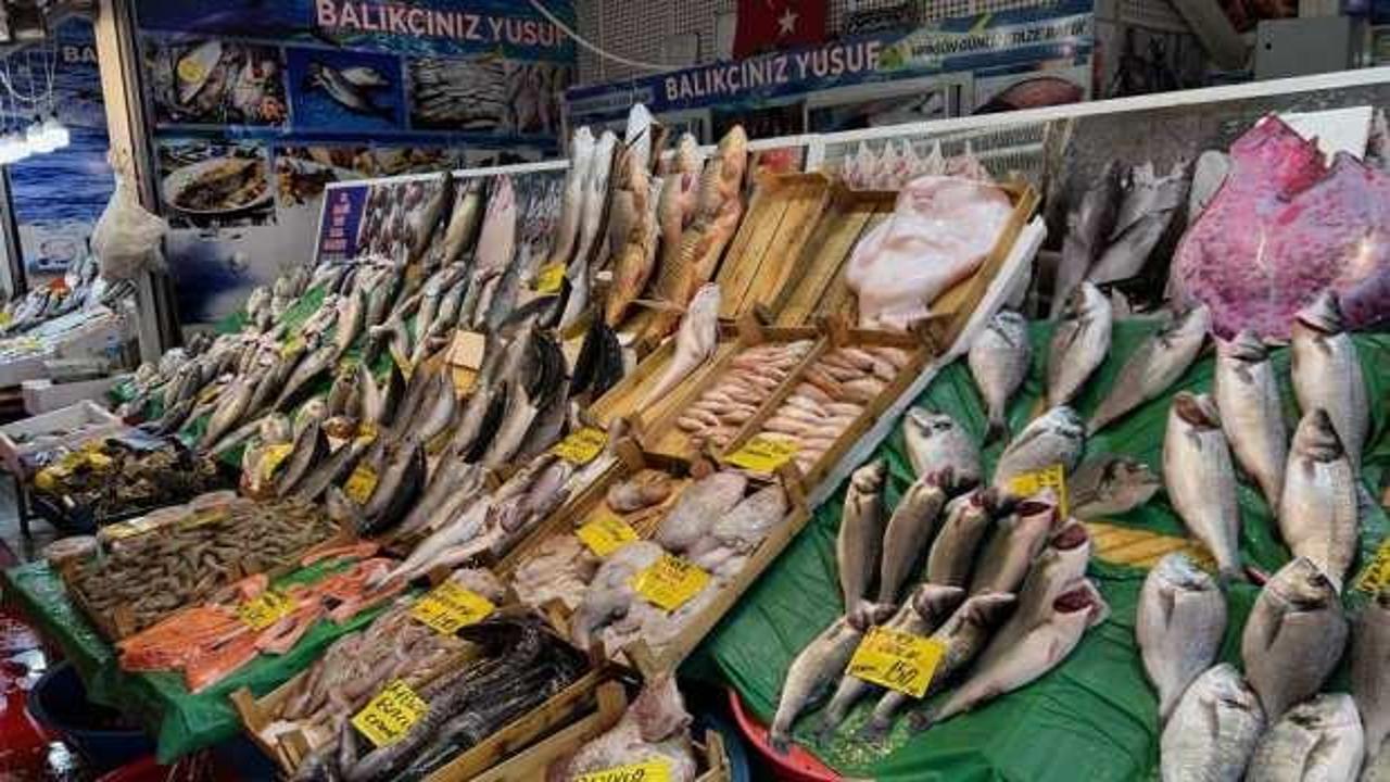 Balıkçılardan uyarı: “Balık yemek isteyen vatandaşlar son bir ayı iyi değerlendirsinler”