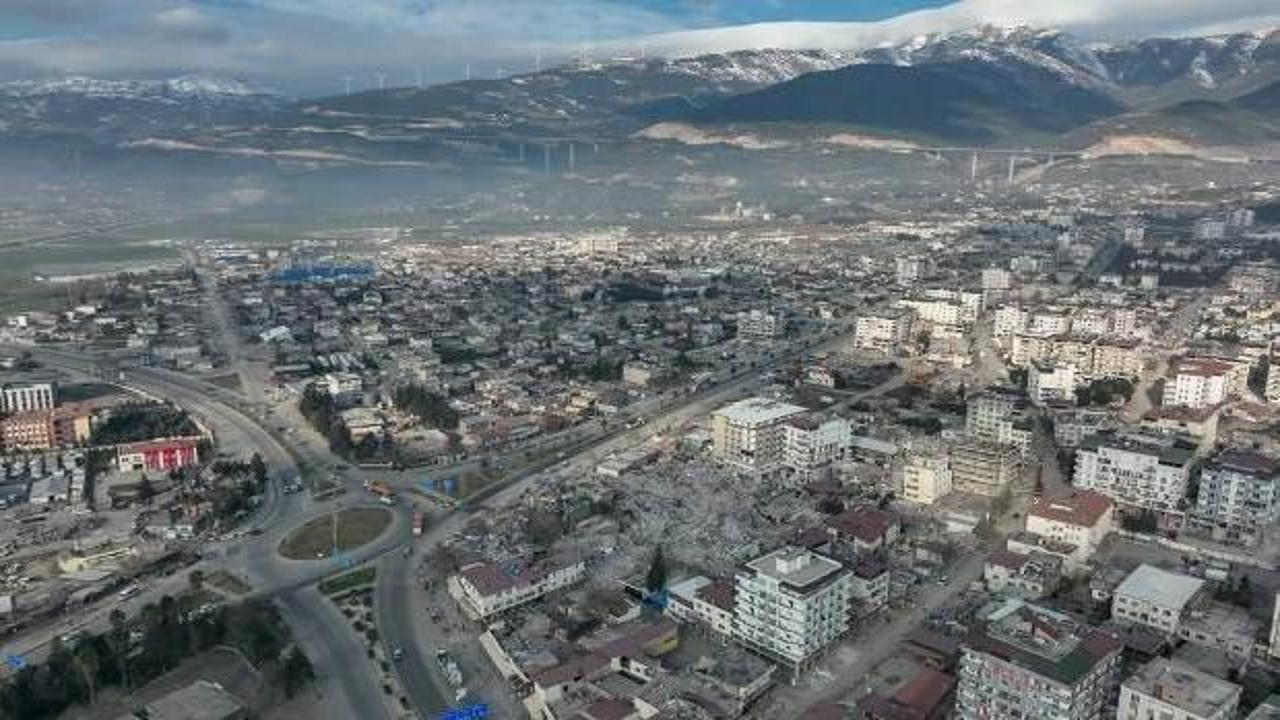 Bakan D&ouml;nmez: 4 milyar liralık bor&ccedil; silindi