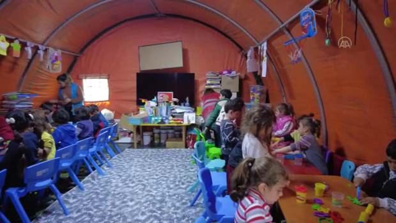 Depremin vurduğu illerde 232 Mehmet&ccedil;ik Okulu &ouml;nemli g&ouml;rev &uuml;stleniyor