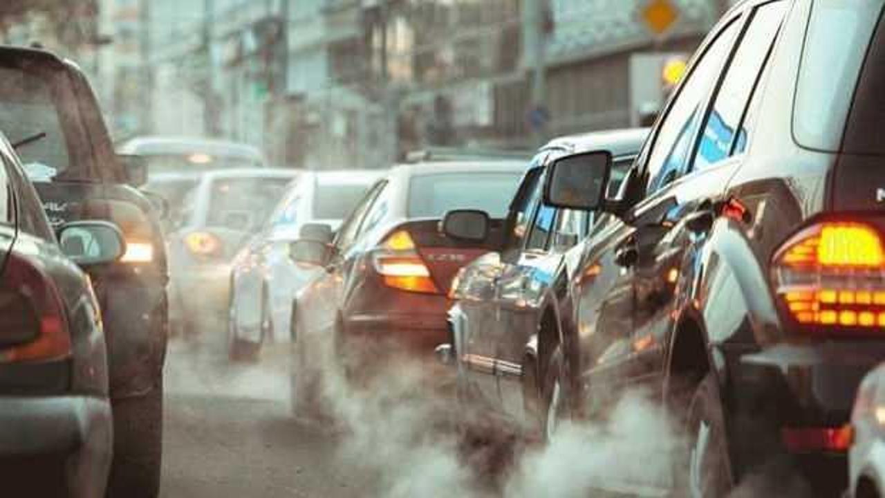 AB ülkeleri, 2035'te benzinli ve dizel arabaları yasaklamayı onayladı