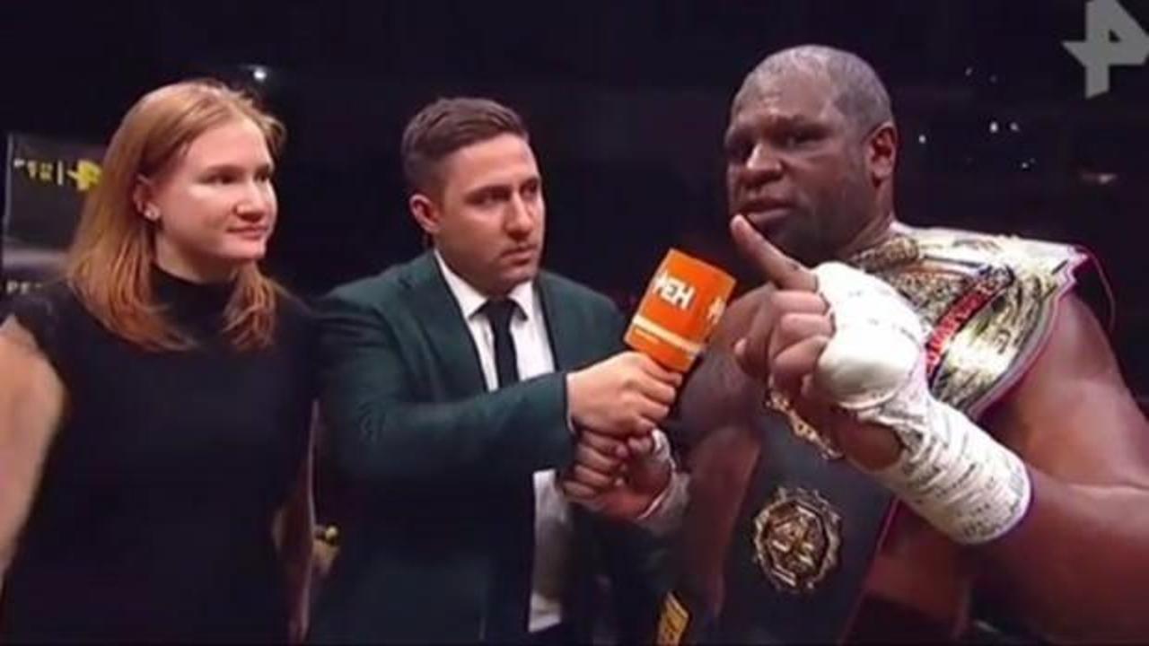 ABD'li boks&ouml;rden Putin'e s&uuml;rpriz talep!