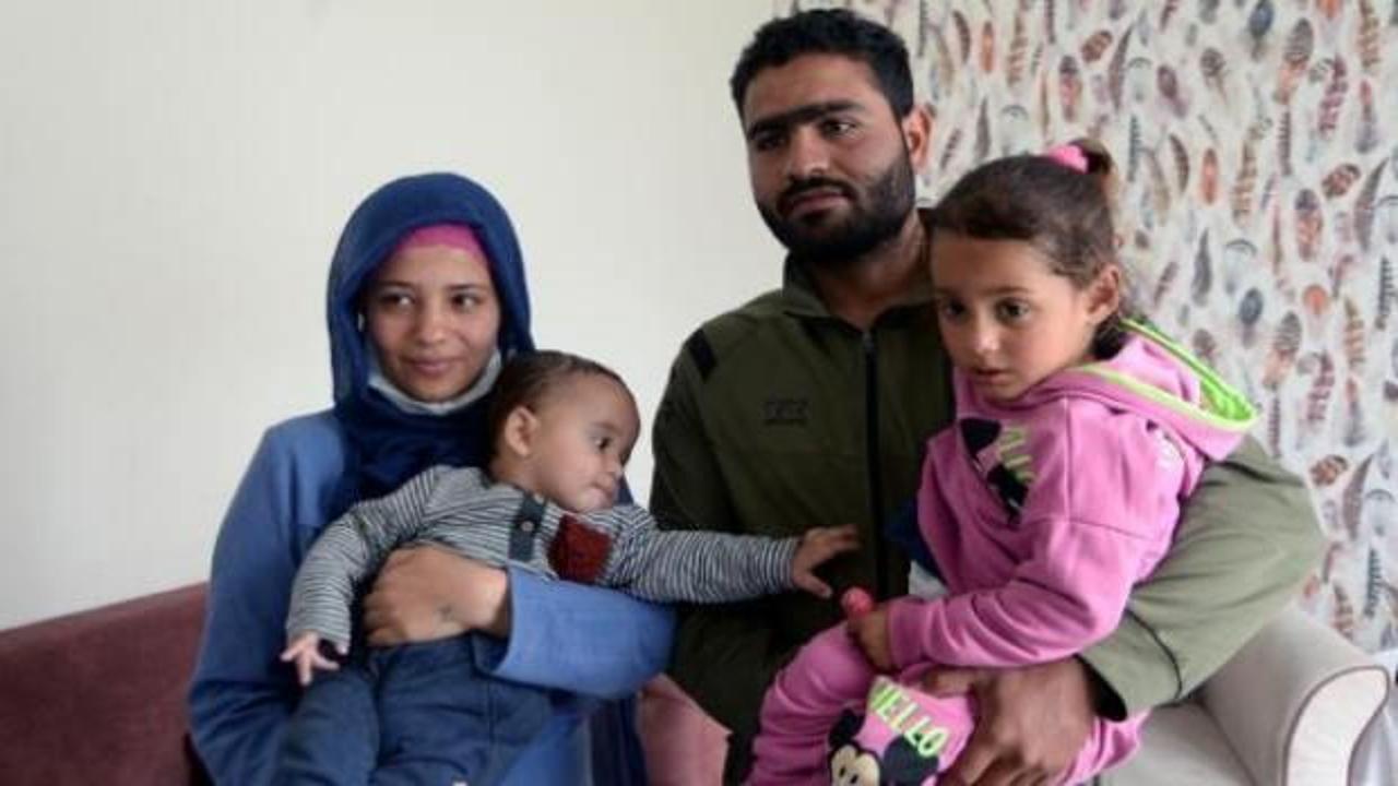 Enkazdan &ccedil;ıkarılan bebek, 50 g&uuml;n sonra ailesine kavuştu