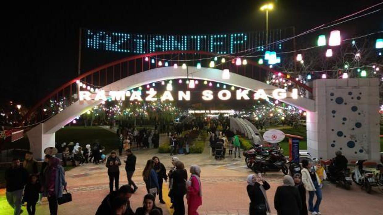Ramazan Gaziantep&rsquo;te bir başka ge&ccedil;iyor