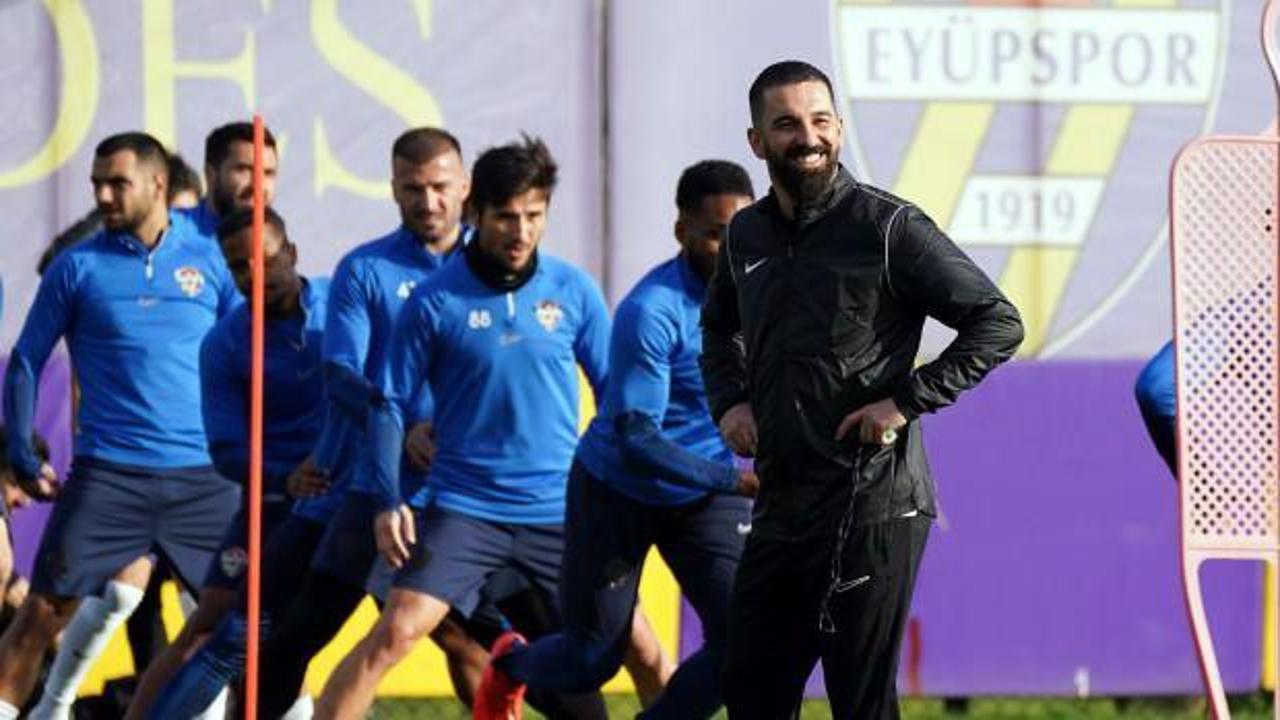 Arda Turan ilk transferini Galatasaray'dan yapacak! Yıldız isim ayrılığa sıcak bakıyor