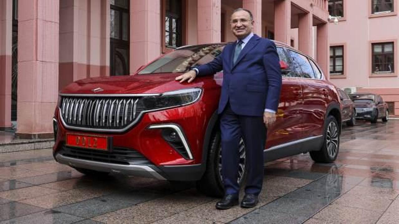 Bakan Bozdağ se&ccedil;im b&ouml;lgesine Togg ile gidecek