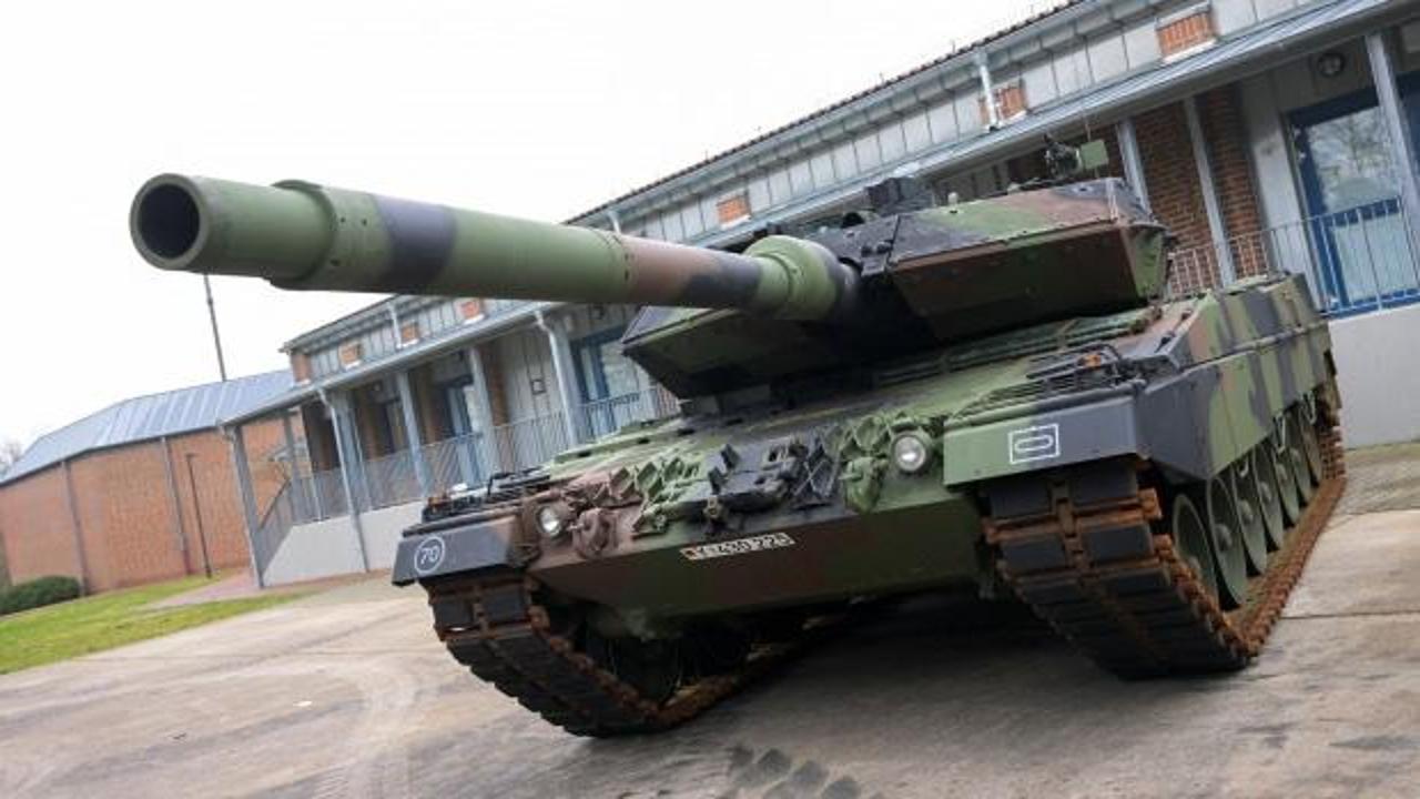 Danimarka Ukrayna'ya 100 adet leopard tank gönderiyor