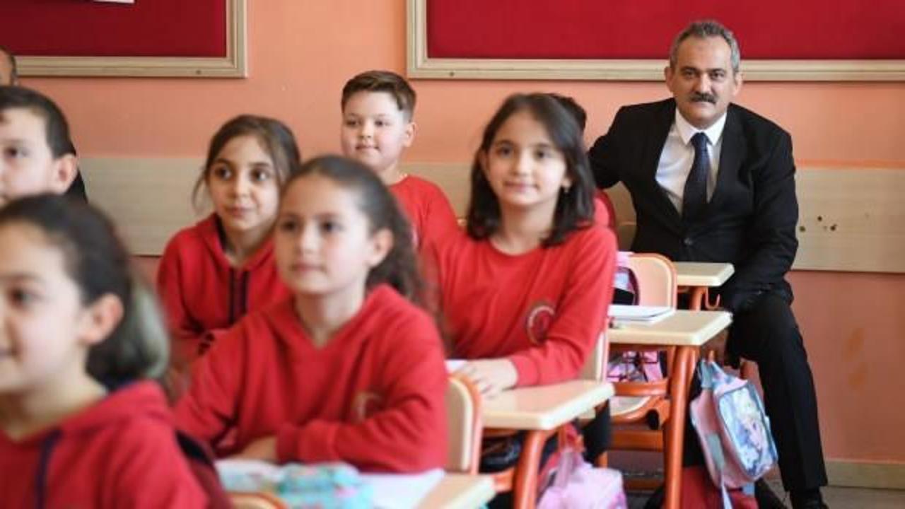 Hatay ve Adıyaman'da okullar 24 Nisan'da açılacak
