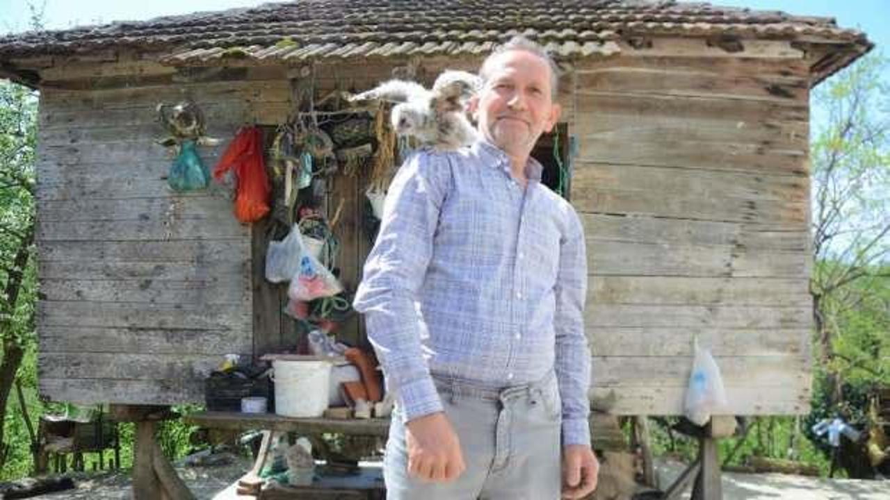 20 yıllık dostluk g&ouml;renleri hayrete d&uuml;ş&uuml;r&uuml;yor