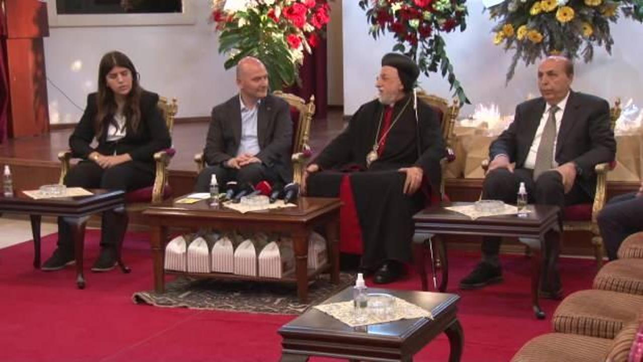 Bakan Soylu ve AK Partili Ayaydın&rsquo;dan S&uuml;ryani kilisesine Paskalya bayramı ziyareti