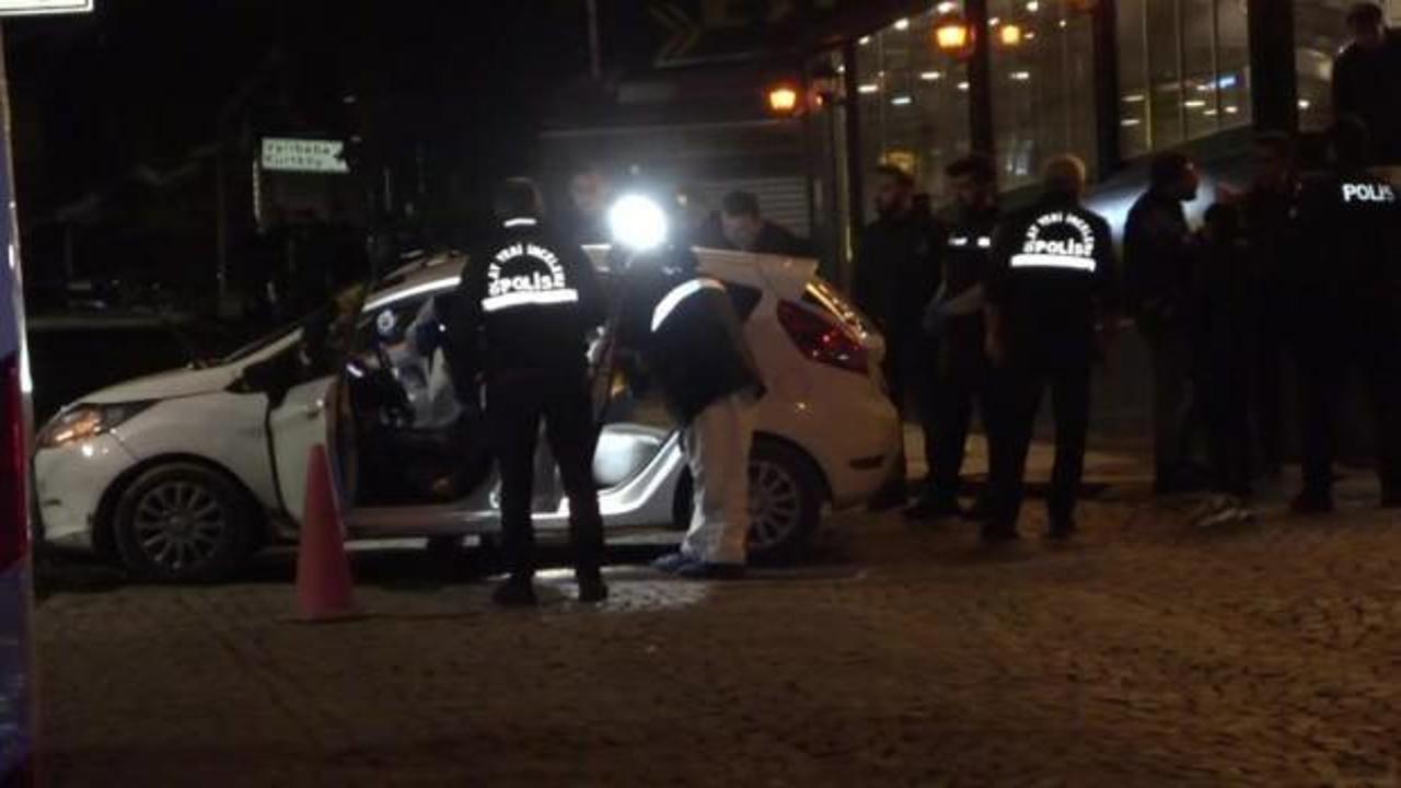 İstanbul'da otomobile silahlı saldırı: 2 ölü, 2 yaralı