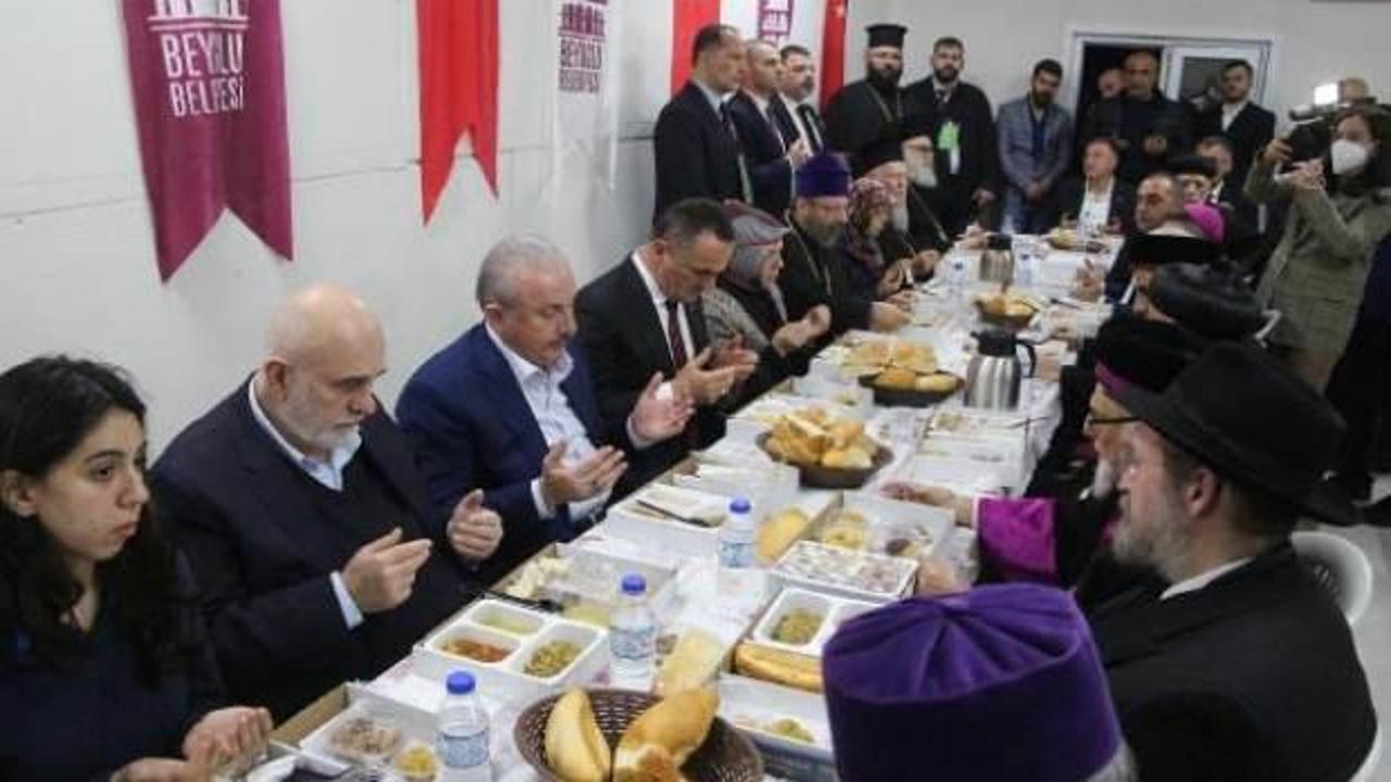 Semavi 3 dinin liderleri, Hatay'da depremzedelerle iftar yaptı