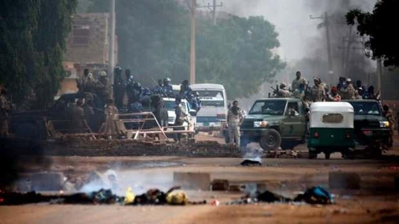 Sudan'da ordu içinde çatışma: Ölü sayısı 300'a yükseldi