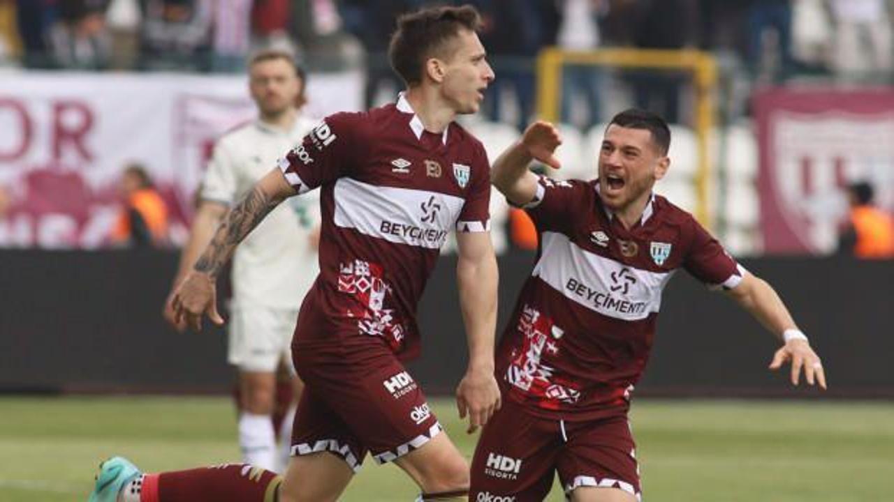 S&uuml;per Lig savaşında Bandırma'dan Sakarya'ya darbe!