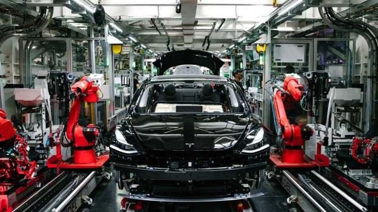 Tesla, ABD'de 2 modelde fiyat yükseltti