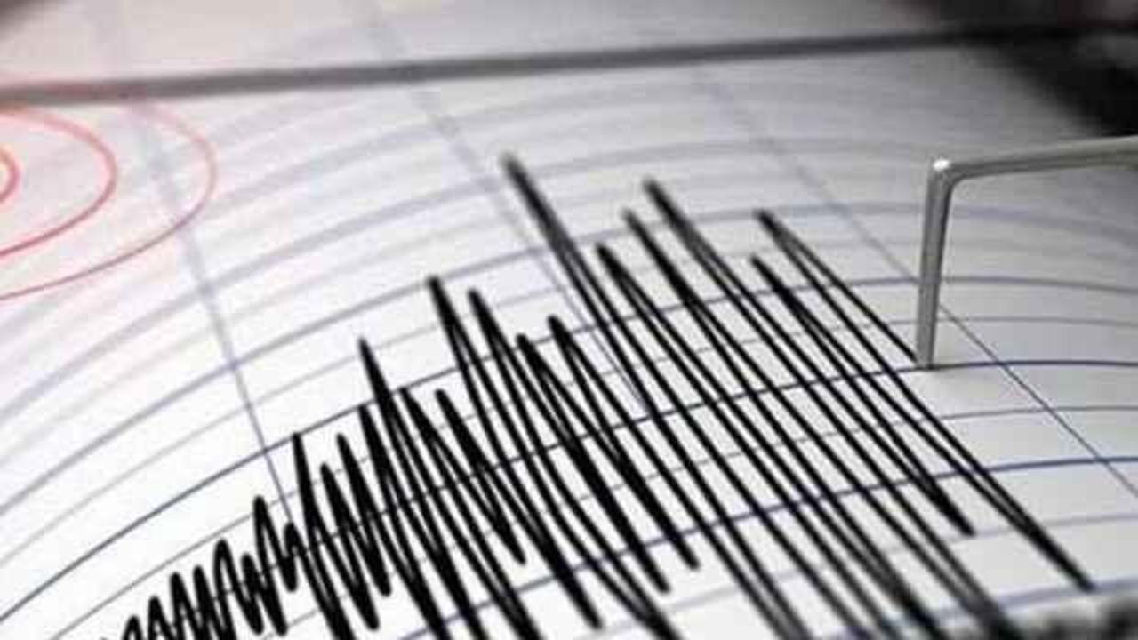 Adana'da 3.5 b&uuml;y&uuml;kl&uuml;ğ&uuml;nde deprem!