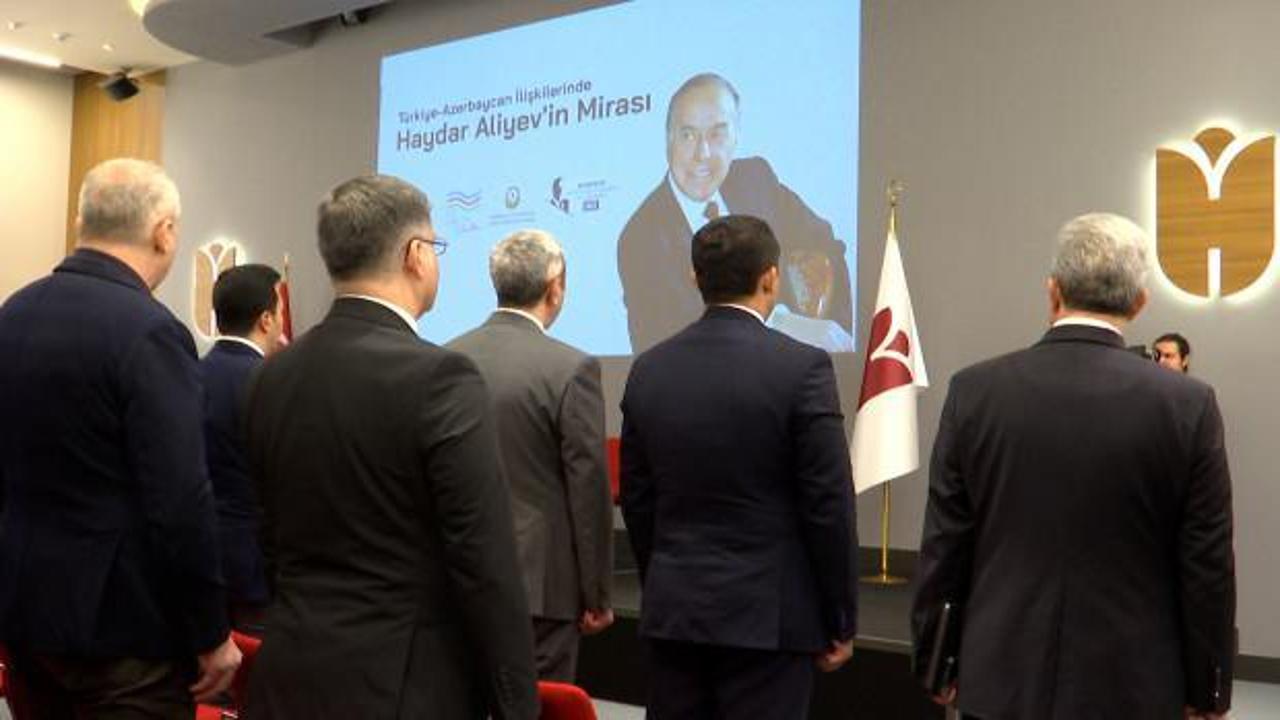 Azerbaycan'ın ulusal lideri Aliyev doğumunun 100. yılında İstanbul'da anıldı
