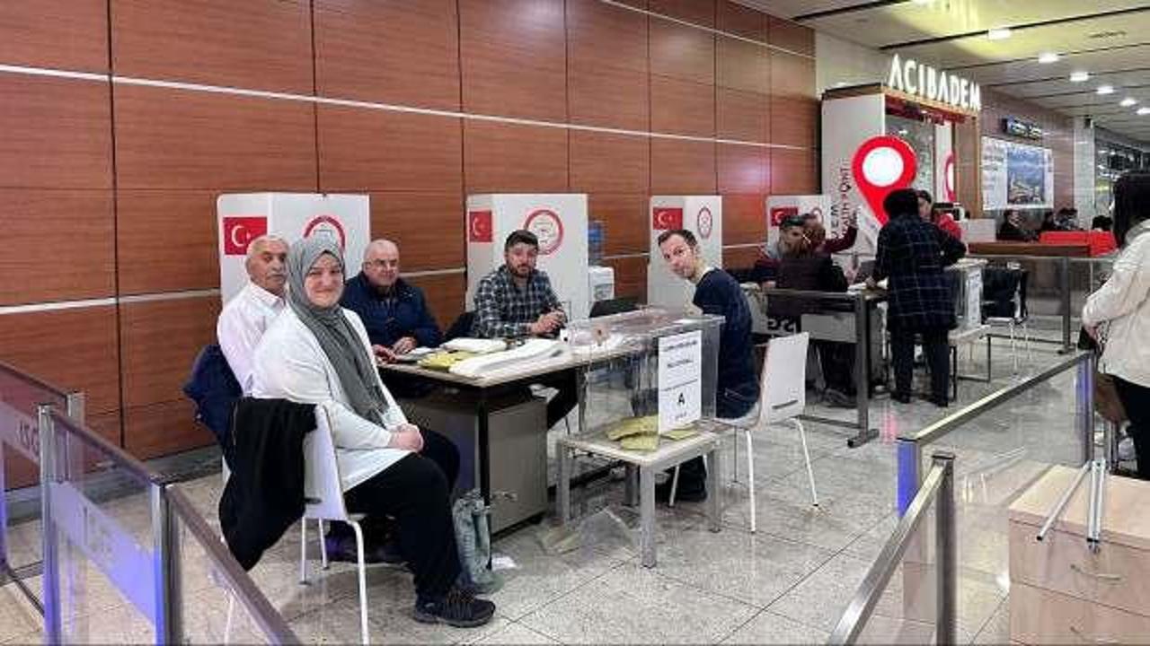 Sabiha Gökçen Havalimanı’nda oy verme işlemi başladı