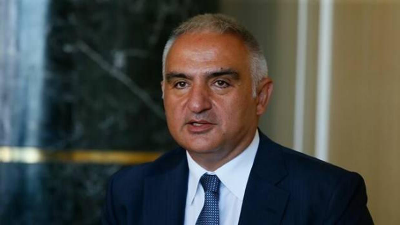 Bakan Ersoy: Türkiye 56 milyar dolarla rekor kıracak