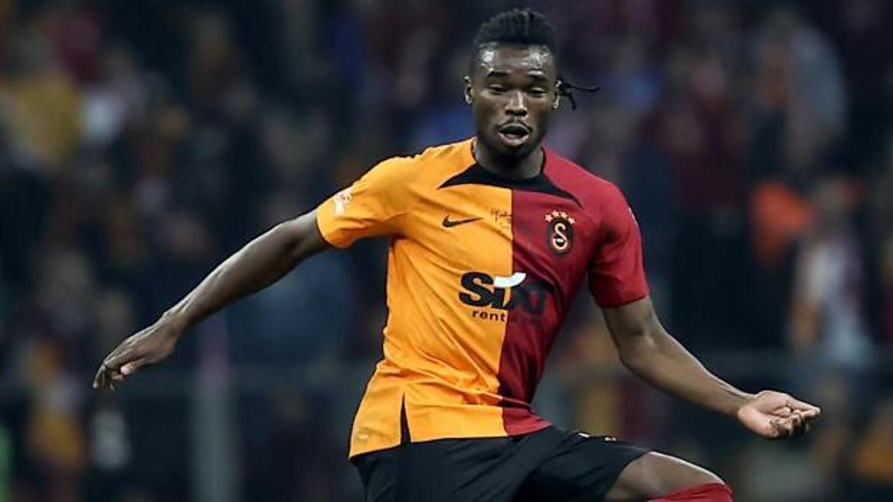 Galatasaray a&ccedil;ıkladı! Adekugbe'nin acı g&uuml;n&uuml;