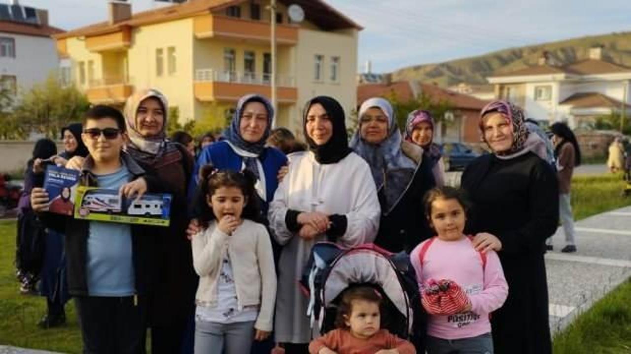 AK Partili Kasal: "Hi&ccedil;bir yerde bir araya gelemeyecek kişiler bir araya geldi"