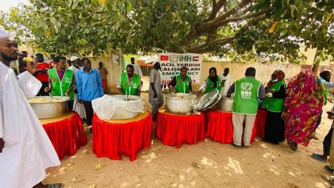 İHH’dan Çad’a göç eden Sudanlılara insani yardım 