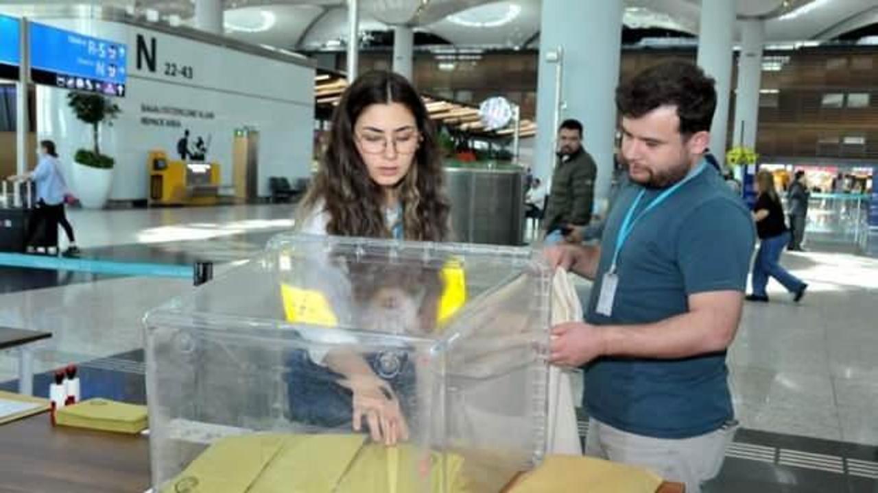 İstanbul Havalimanı'nda  20 bin T&uuml;rk vatandaşı oy kullandı