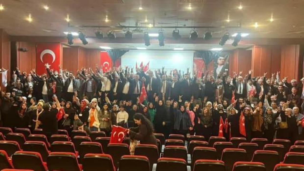 İYİ Parti'den istifa edip, MHP'ye döndüler