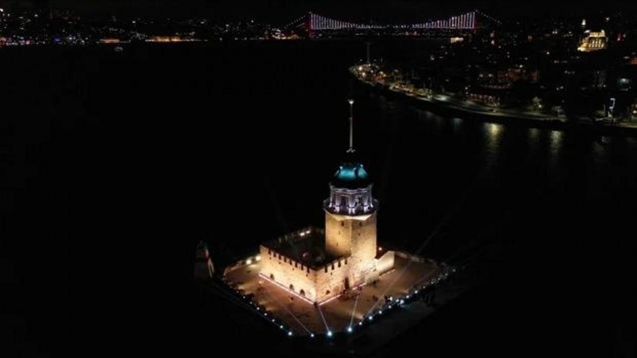 Kız Kulesi ışık ve lazer şovuyla a&ccedil;ıldı