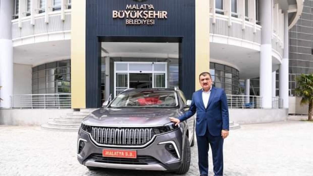 Malatya Büyükşehir Belediye Başkanı, makam aracı Togg'u teslim aldı