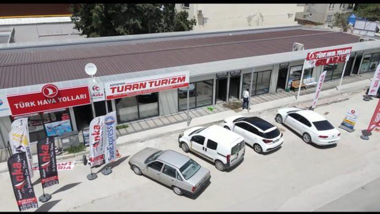 Adıyaman'da ge&ccedil;ici iş yerleri hak sahiplerine teslim edildi