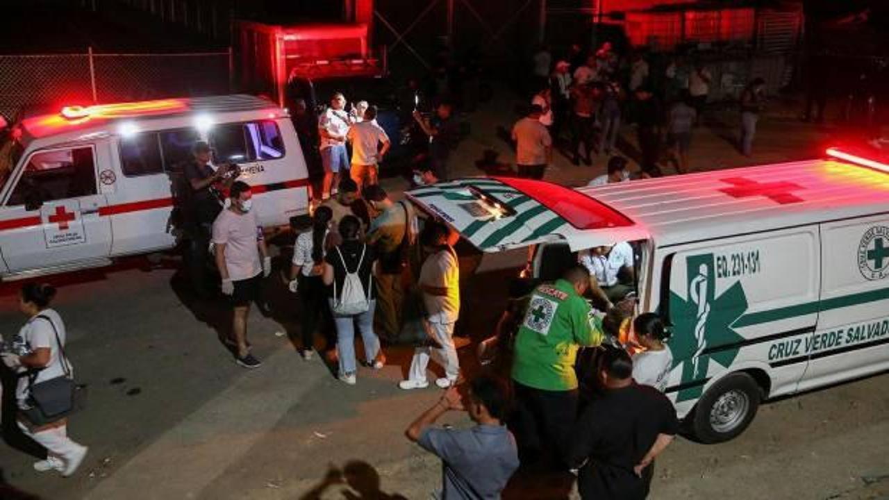 El Salvador'da stadyum girişinde izdiham: 9 ölü