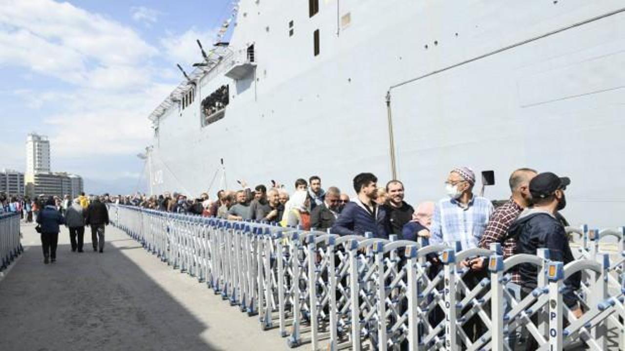 TCG Anadolu, tatbikat i&ccedil;in İzmir'den ayrılıyor
