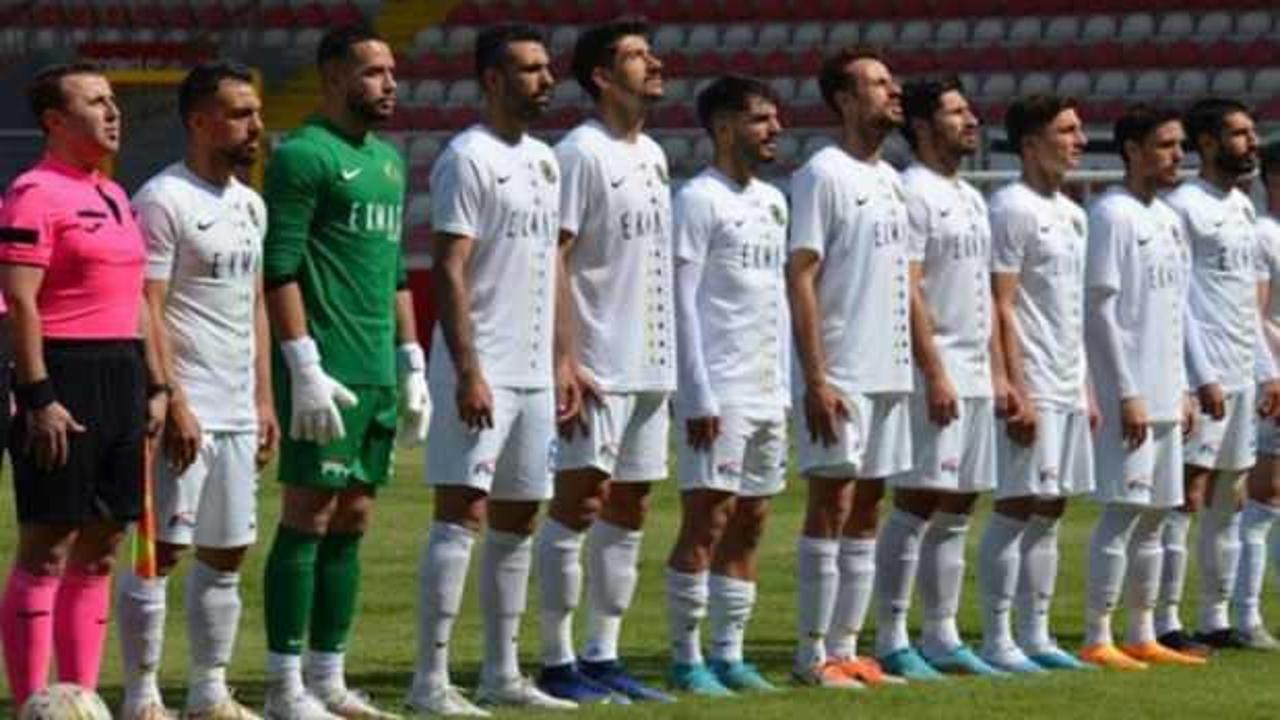 TFF 2. Ligde 9 gollü maç! Menemenspor rakibine gol oldu yağdı