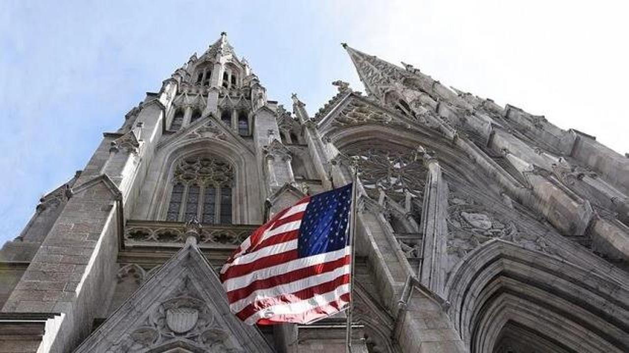 ABD'de skandal: Illinois kiliselerinde yaklaşık 2 bin &ccedil;ocuk cinsel istimara uğradı