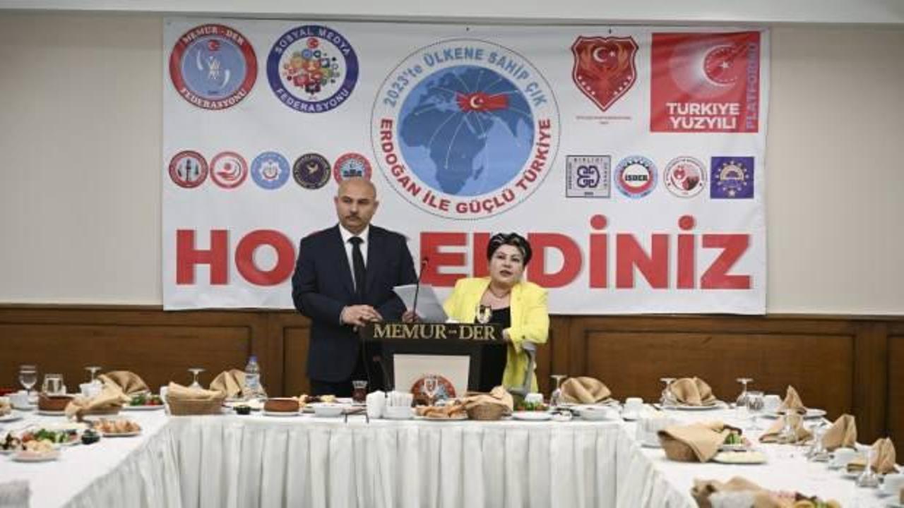 Erdoğan'a bir destek de Memur-Der'den