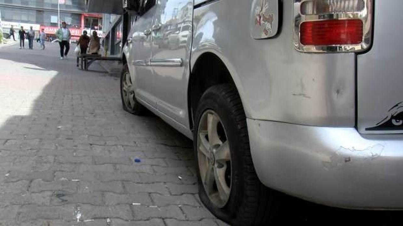 Sultangazi'de çok sayıda otomobilin lastiklerini patlattılar  